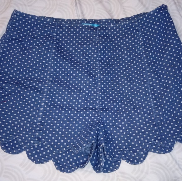 Pants - Buttons Shorts Blue with Stars size Medium